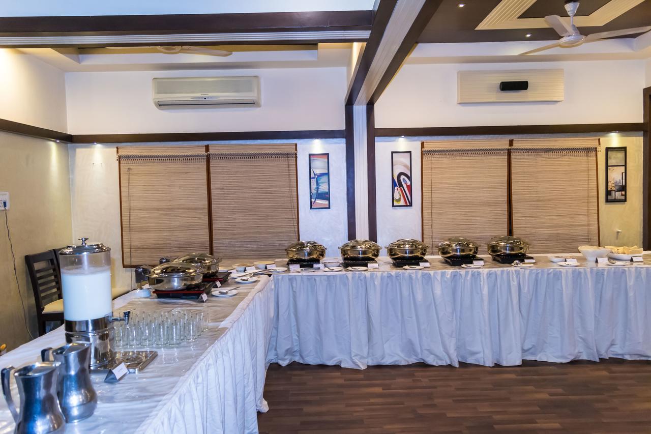 อมิธารา รีสอร์ต Hotel ชาซันเกอร์ ภายนอก รูปภาพ