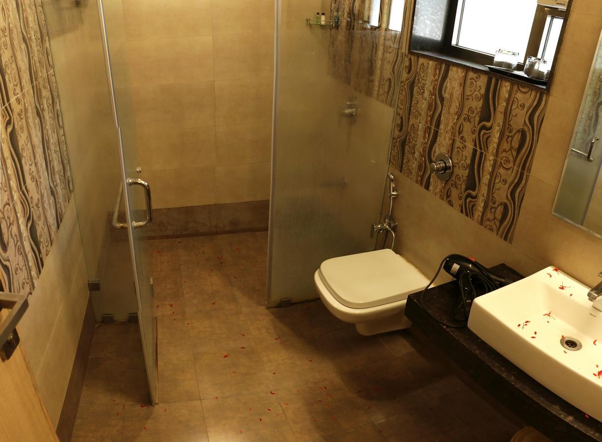 อมิธารา รีสอร์ต Hotel ชาซันเกอร์ ภายนอก รูปภาพ